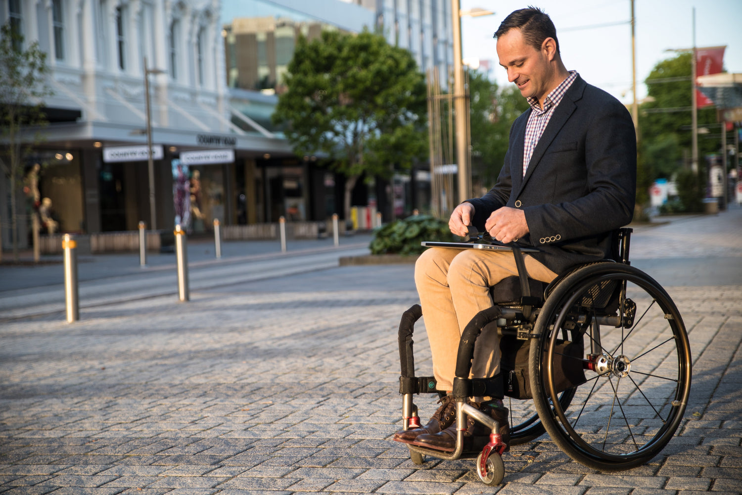 Best pants for wheelchair users: what actually works, from people who've figured it out.