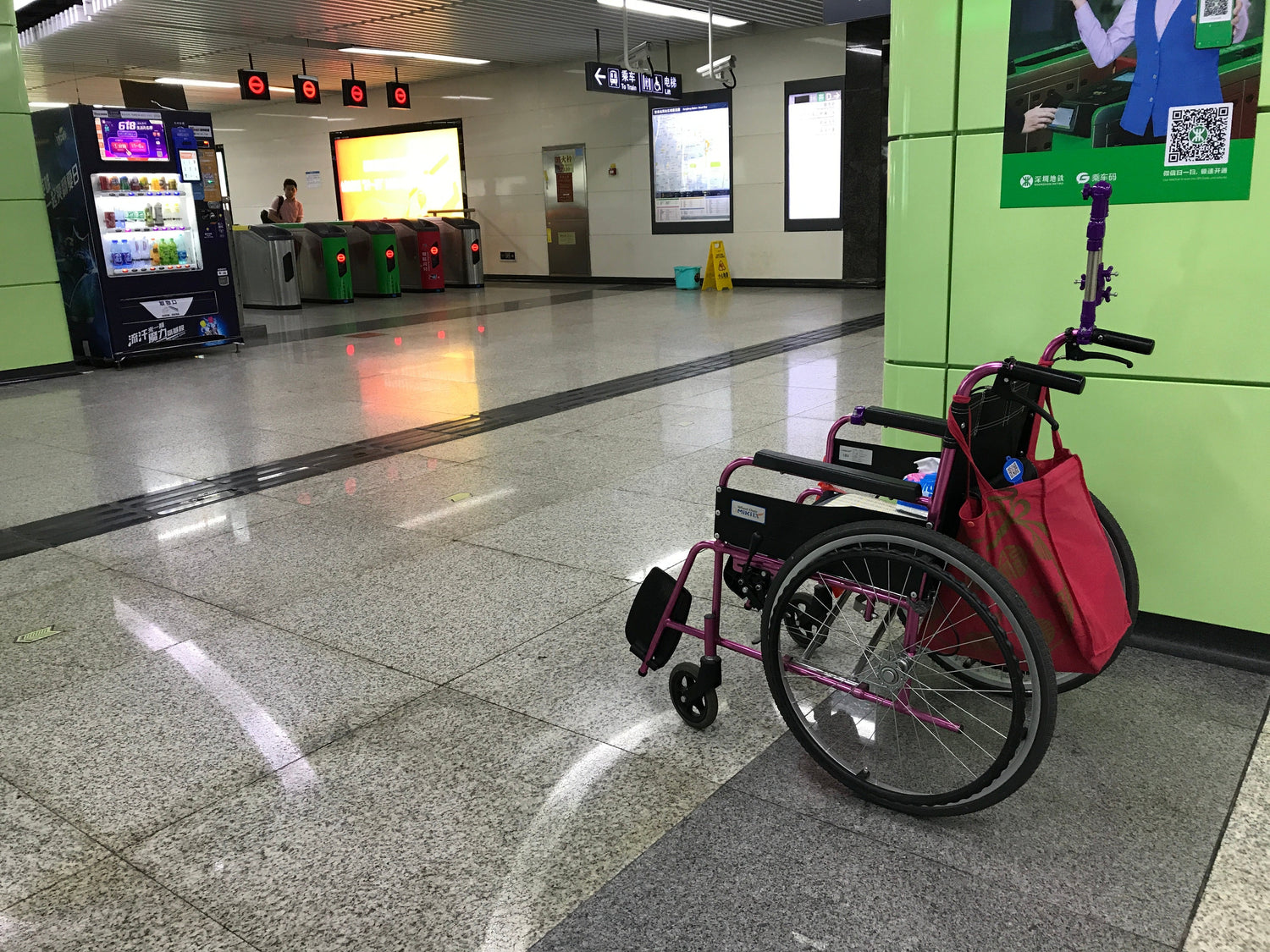 Flying with a wheelchair: our complete guide to stress-free air travel.