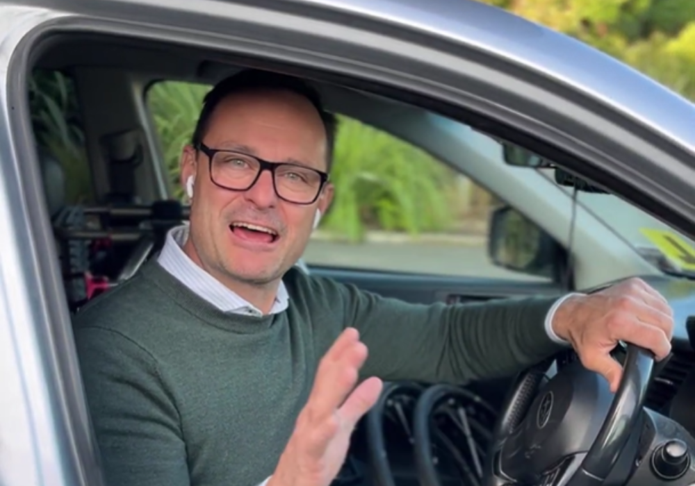 These 5 car accessories make driving way easier for me as a wheelchair user