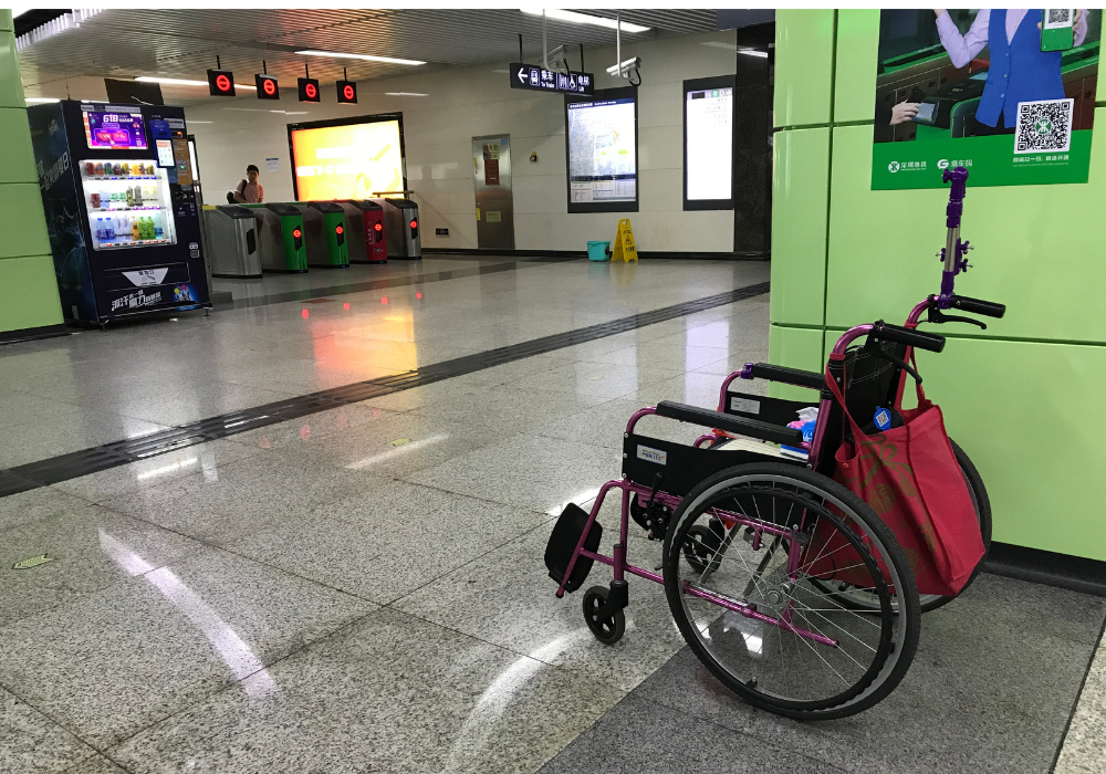 Flying with a wheelchair: our complete guide to stress-free air travel.